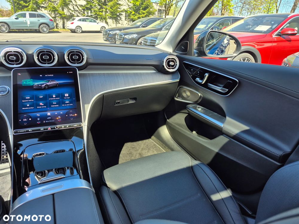 Mercedes-Benz Klasa C 220 d mHEV 4-Matic AMG - 30