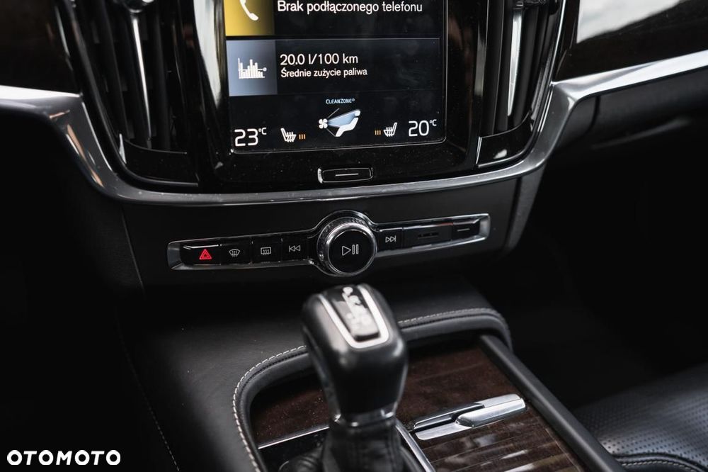 Volvo S90 - 20