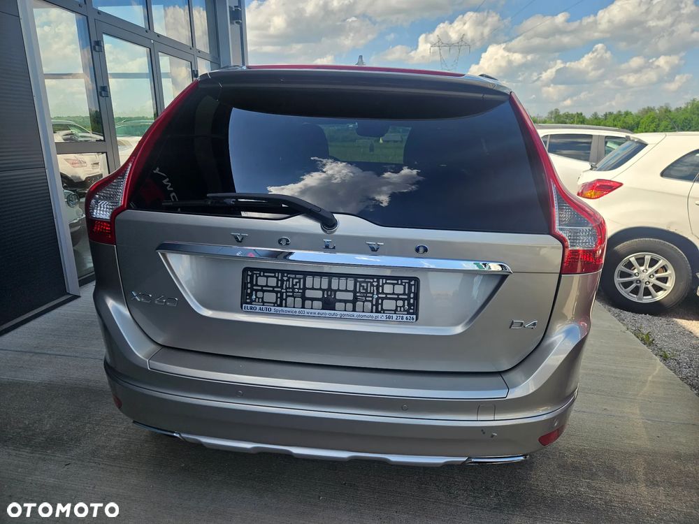 Volvo XC 60 D4 Momentum - 5