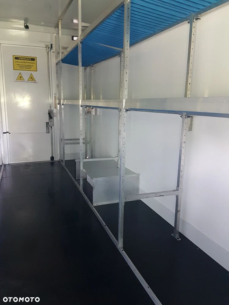 Iveco DAILY KONTENER NISKOPODŁOGOWY 4,43x2,23x2,42 SKLEP FOODTRUCK BAR KLIMA KONIOWÓZ KAMPER - 37