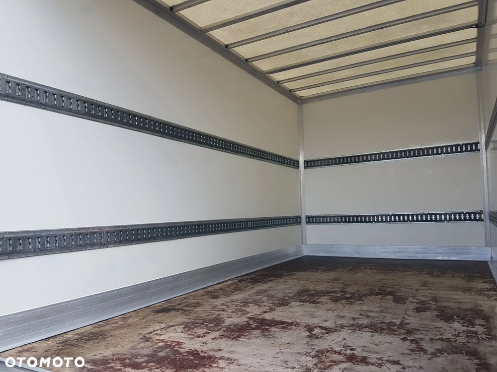 Renault MASTER KONTENER 8EP 4,22x2,23x2,24 KLIMA MANUAL KRAJOWY 6-BIEGÓW - 19