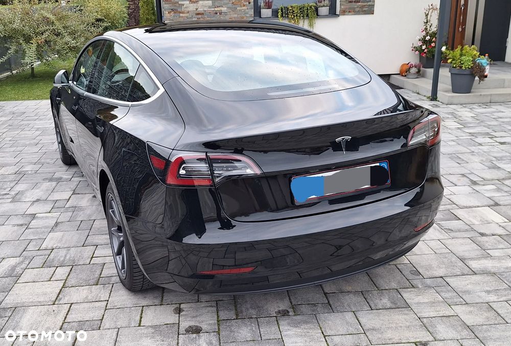 Tesla Model 3 Standard Range Plus - 23