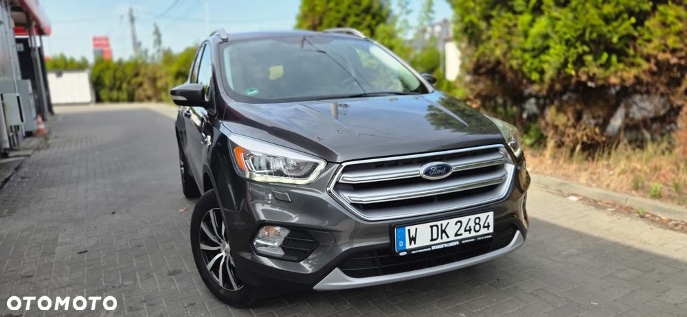 Ford Kuga 1.5 EcoBoost 2x4 Titanium - 21