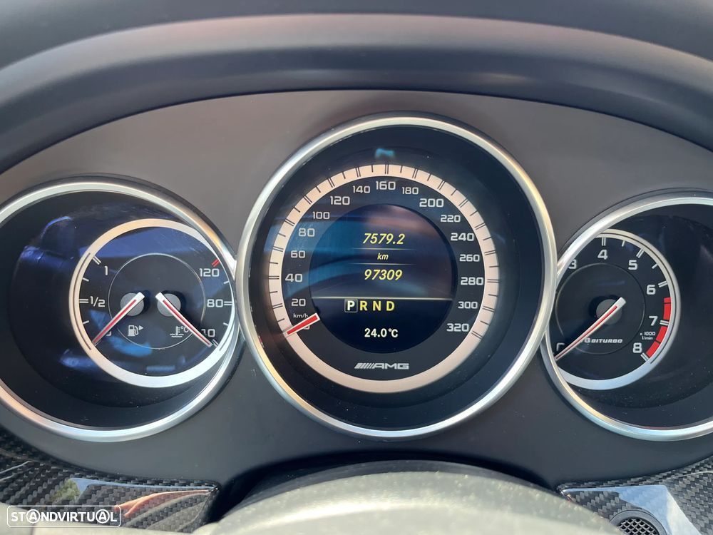 Mercedes-Benz CLS 63 AMG - 13