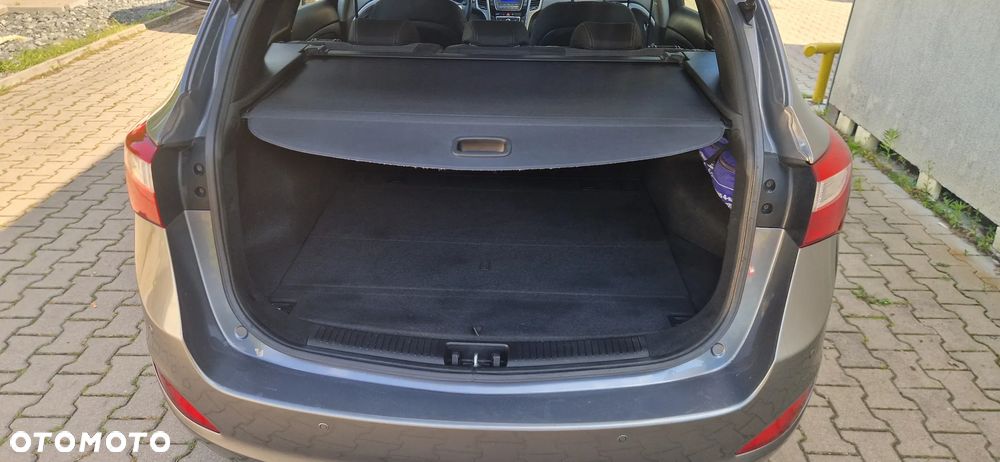 Hyundai i30 1.4 Classic + - 23