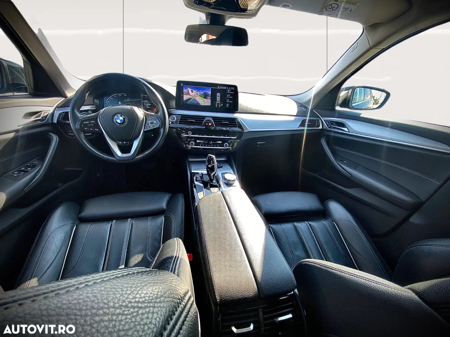 BMW Seria 5 518d AT MHEV - 8
