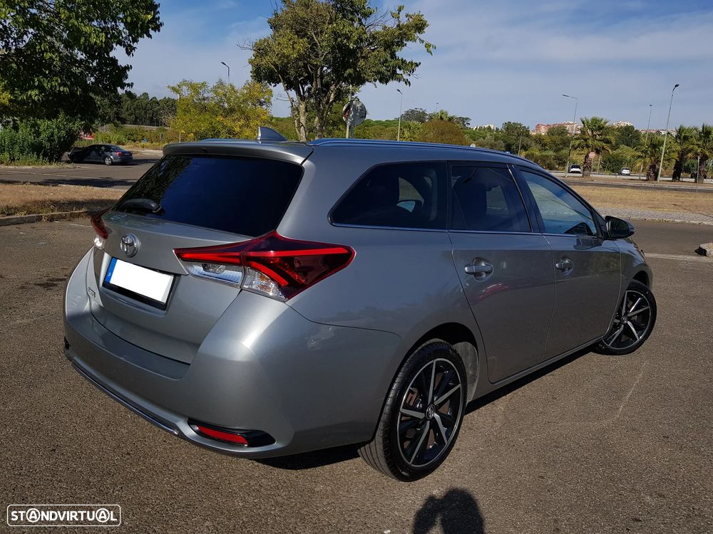 Toyota Auris Touring Sports 1.4 D-4D C.+P.Techo+P.Sport - 51