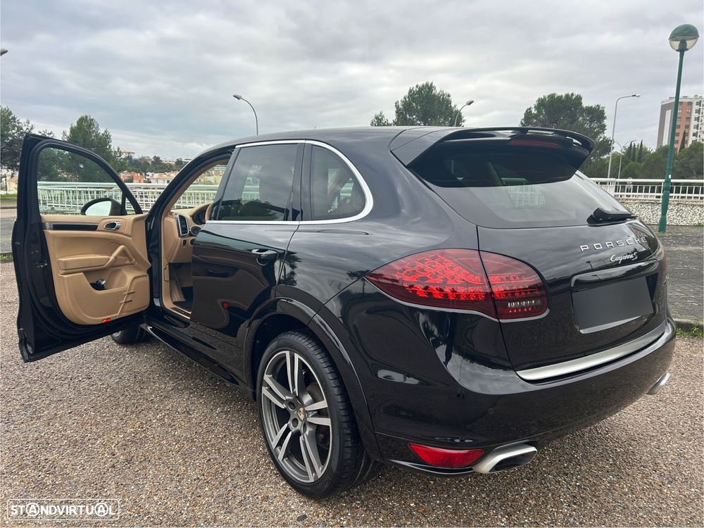Porsche Cayenne S - 20