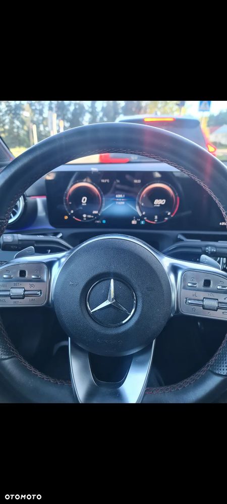 Mercedes-Benz CLA 200 AMG Line 7G-DCT - 4