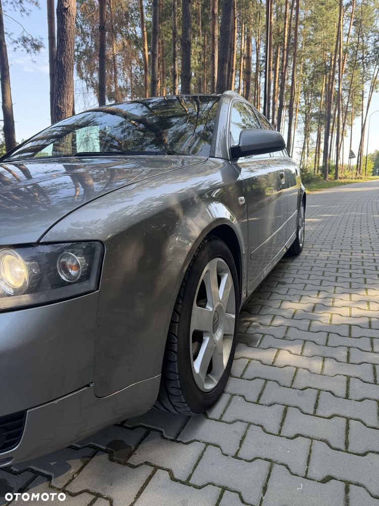 Audi A4 Avant - 8