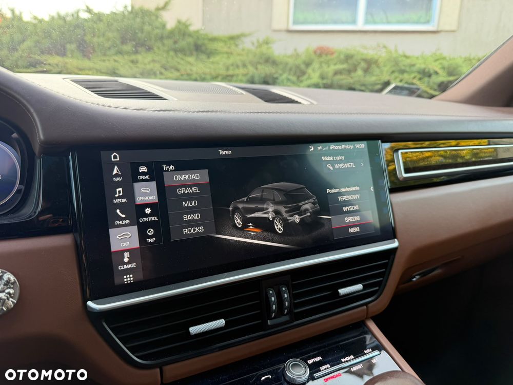 Porsche Cayenne Standard - 18