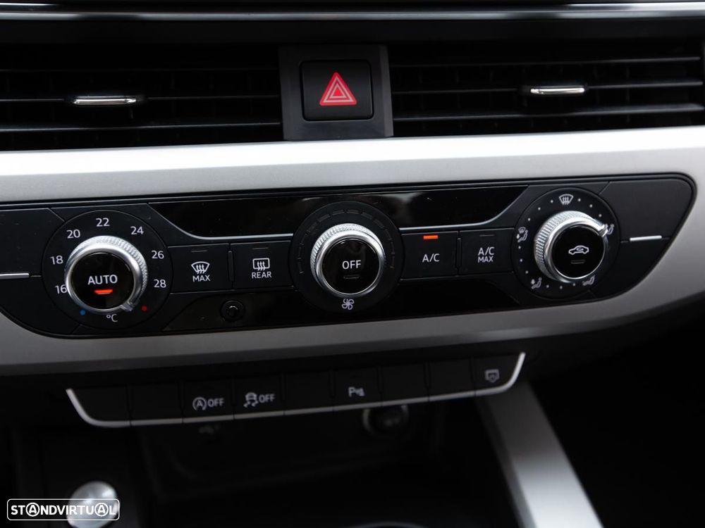 Audi A4 Avant 30 TDI S tronic - 19