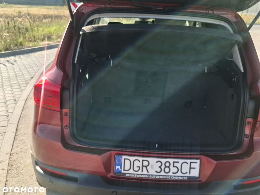 Volkswagen Tiguan - 2