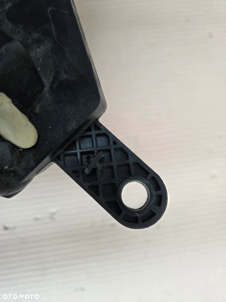 Światło do jazdy dziennej DRL LED prawy Citroen C3 III    9820877880 - 8
