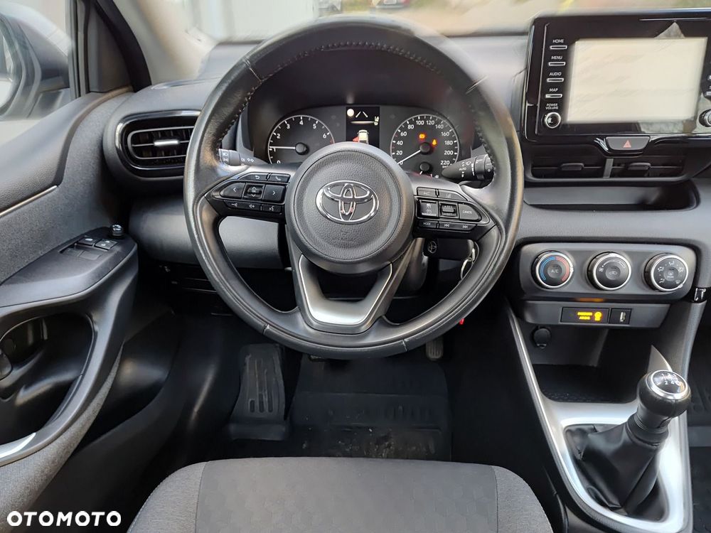 Toyota Yaris 1.0 Comfort - 12