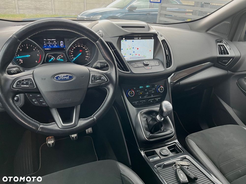 Ford Kuga 2.0 TDCi 2x4 ST-Line - 8