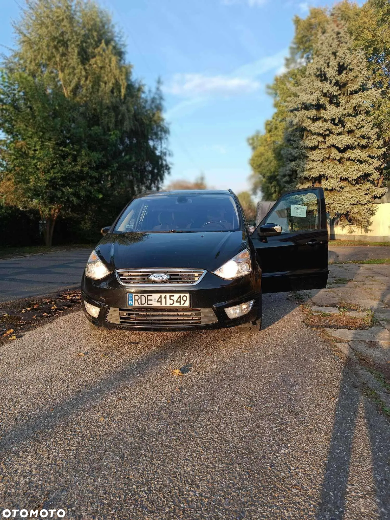 Ford Galaxy - 4
