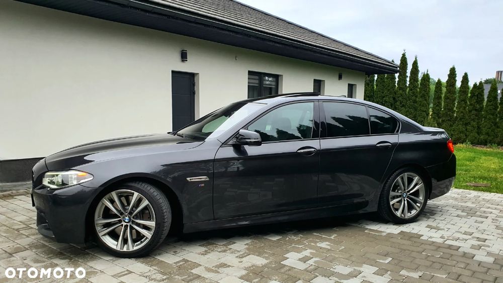 BMW Seria 5 M550d xDrive - 9
