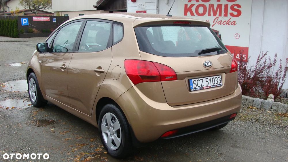 Kia Venga 1.4 L - 9