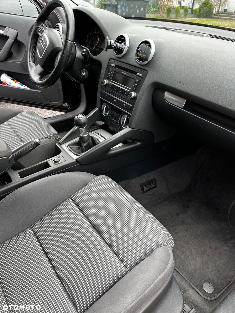 Audi A3 Sportback - 15