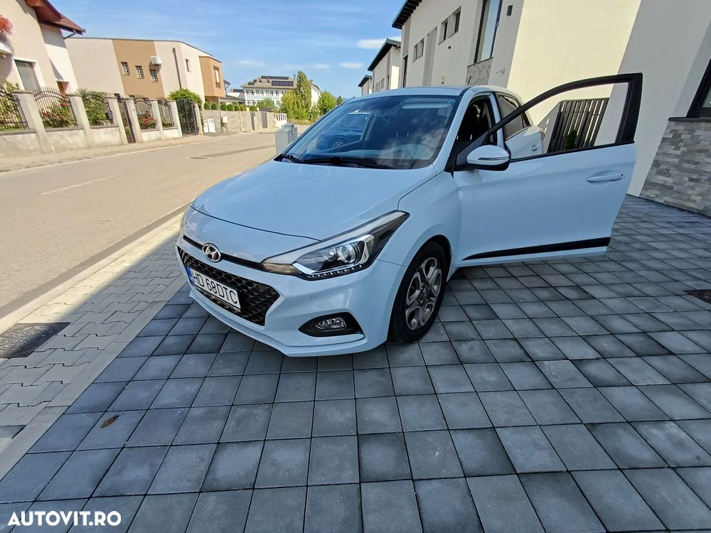 Hyundai i20 1.0 T-GDI 7DCT LED Line TwoTone - 2