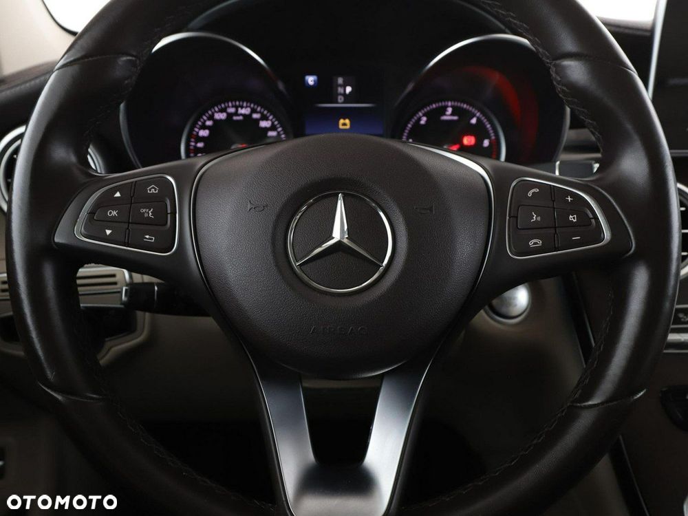 Mercedes-Benz GLC 220 d 4Matic 9G-TRONIC Exclusive - 22