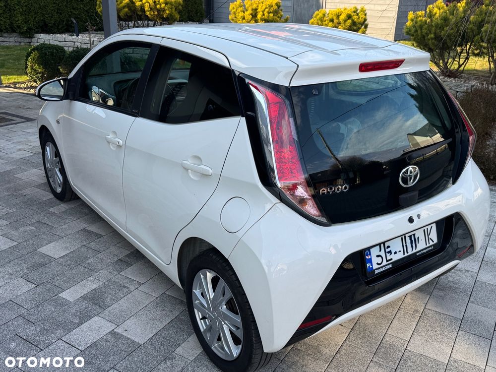 Toyota Aygo x-play Edition S+ - 3