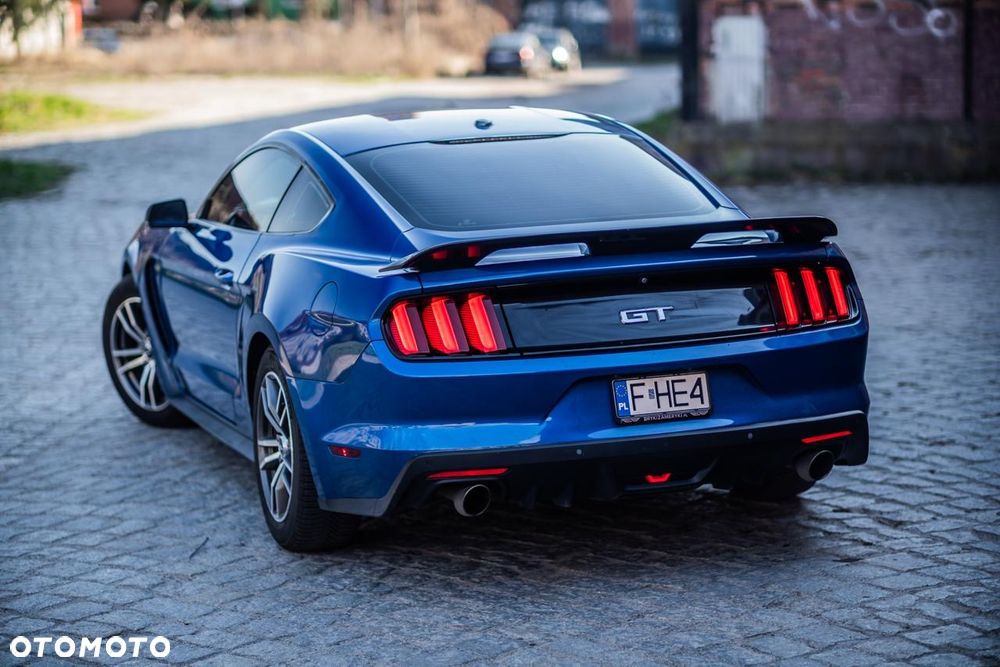 Ford Mustang 5.0 V8 GT - 8