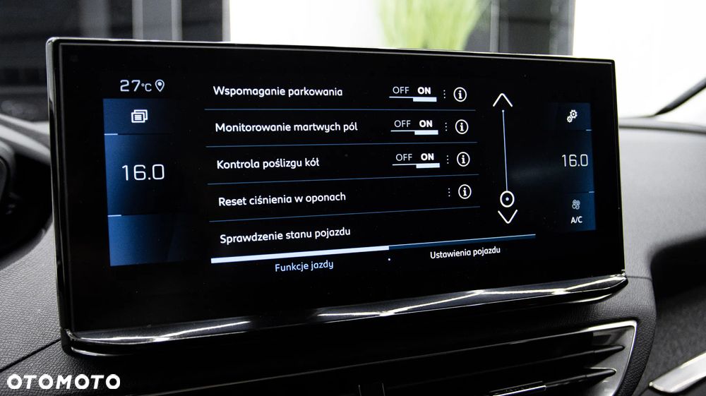 Peugeot 5008 2.0 BlueHDi Allure S&S EAT8 - 30