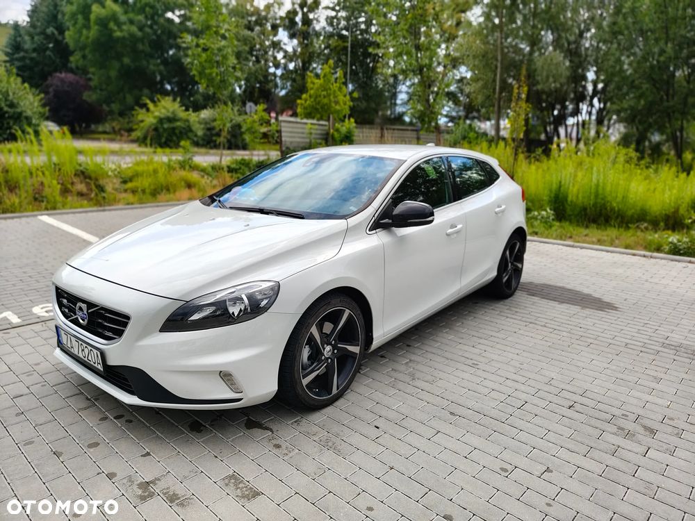 Volvo V40 T2 RDesign - 1