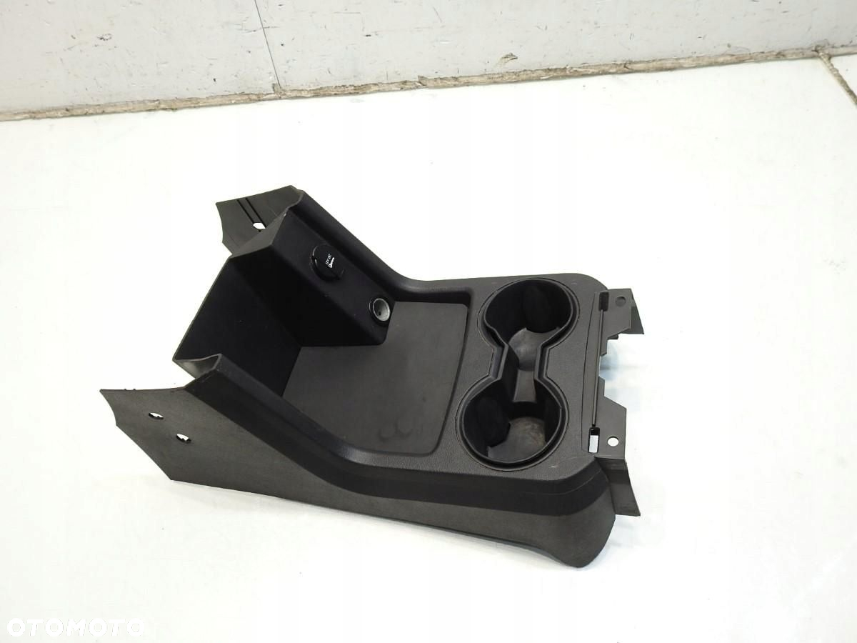 UCHWYT NA KUBKI DODGE JOURNEY I 1MG721DVAB 100016644 - 8