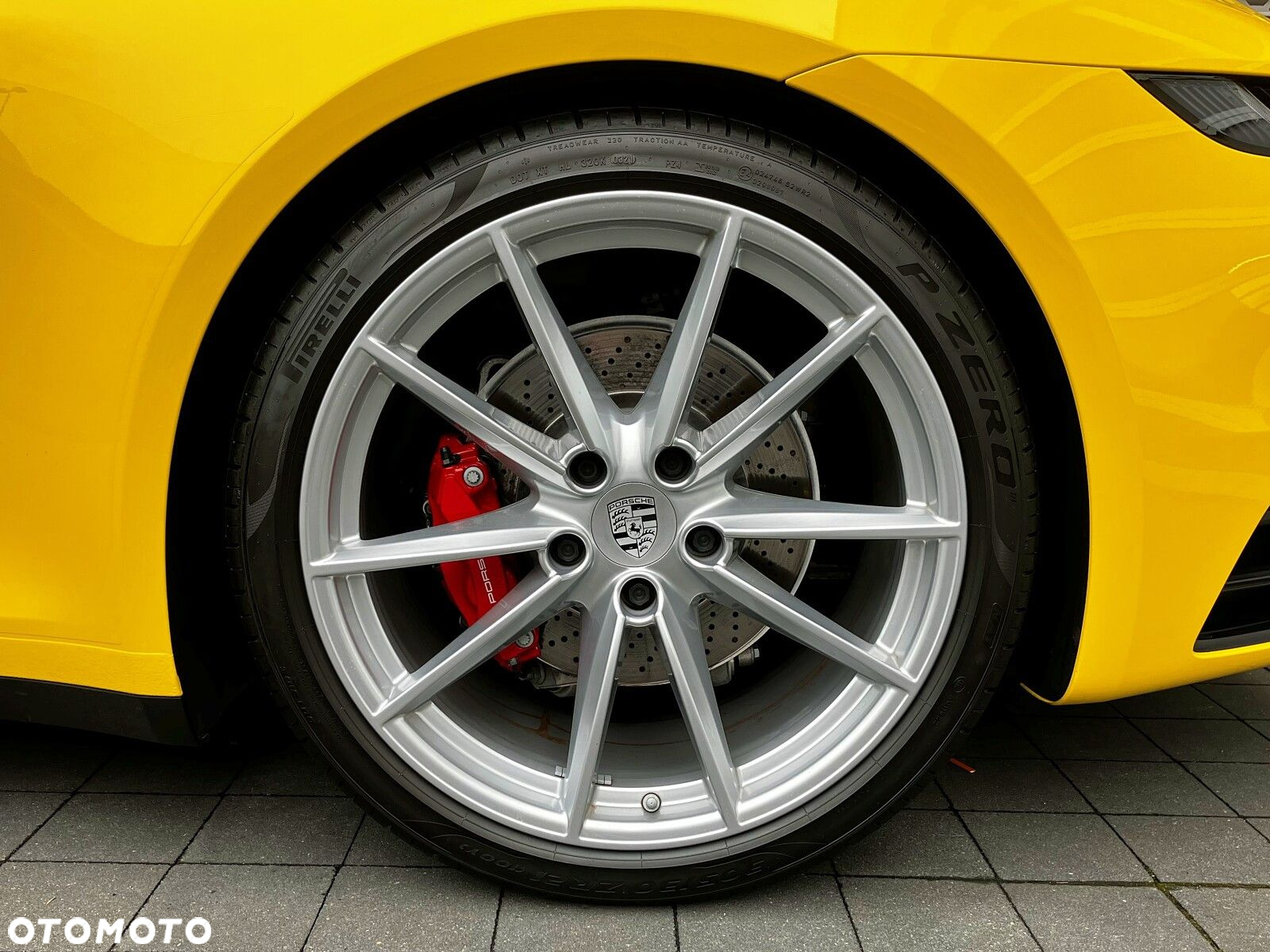 Porsche 911 Targa 4S - 13