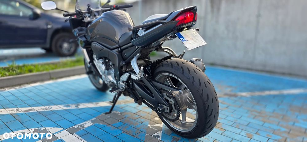 Yamaha FZ - 5
