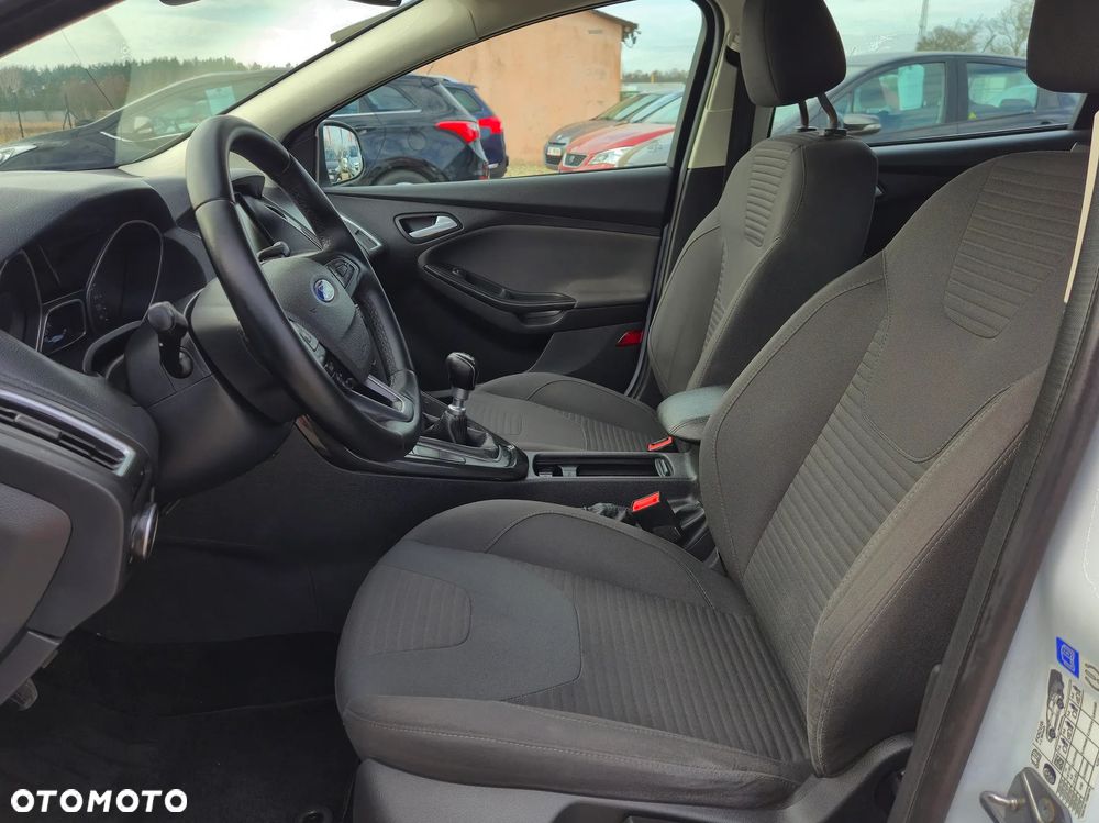Ford Focus - 16