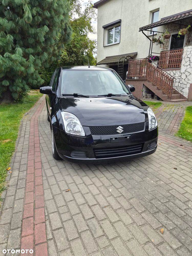 Suzuki Swift - 3