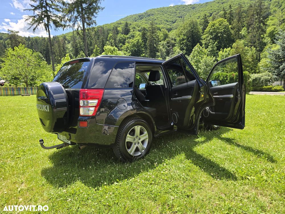 Suzuki Grand Vitara 1.9 DDIS JLX Navi - 22