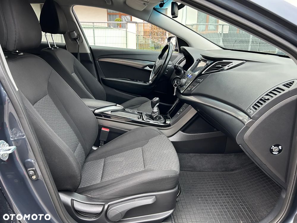 Hyundai i40 1.6 GDI BlueDrive Comfort - 27