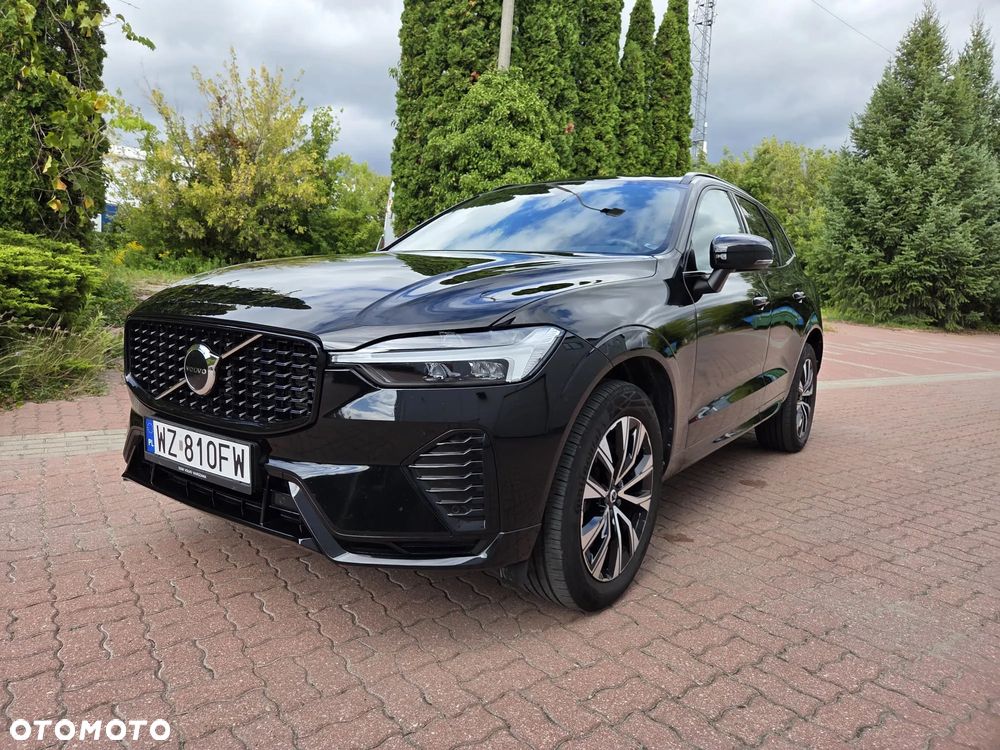 Volvo XC 60 B5 B AWD Plus Dark - 24