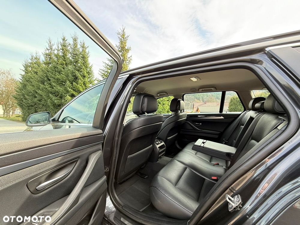 BMW Seria 5 520d Modern Line - 20