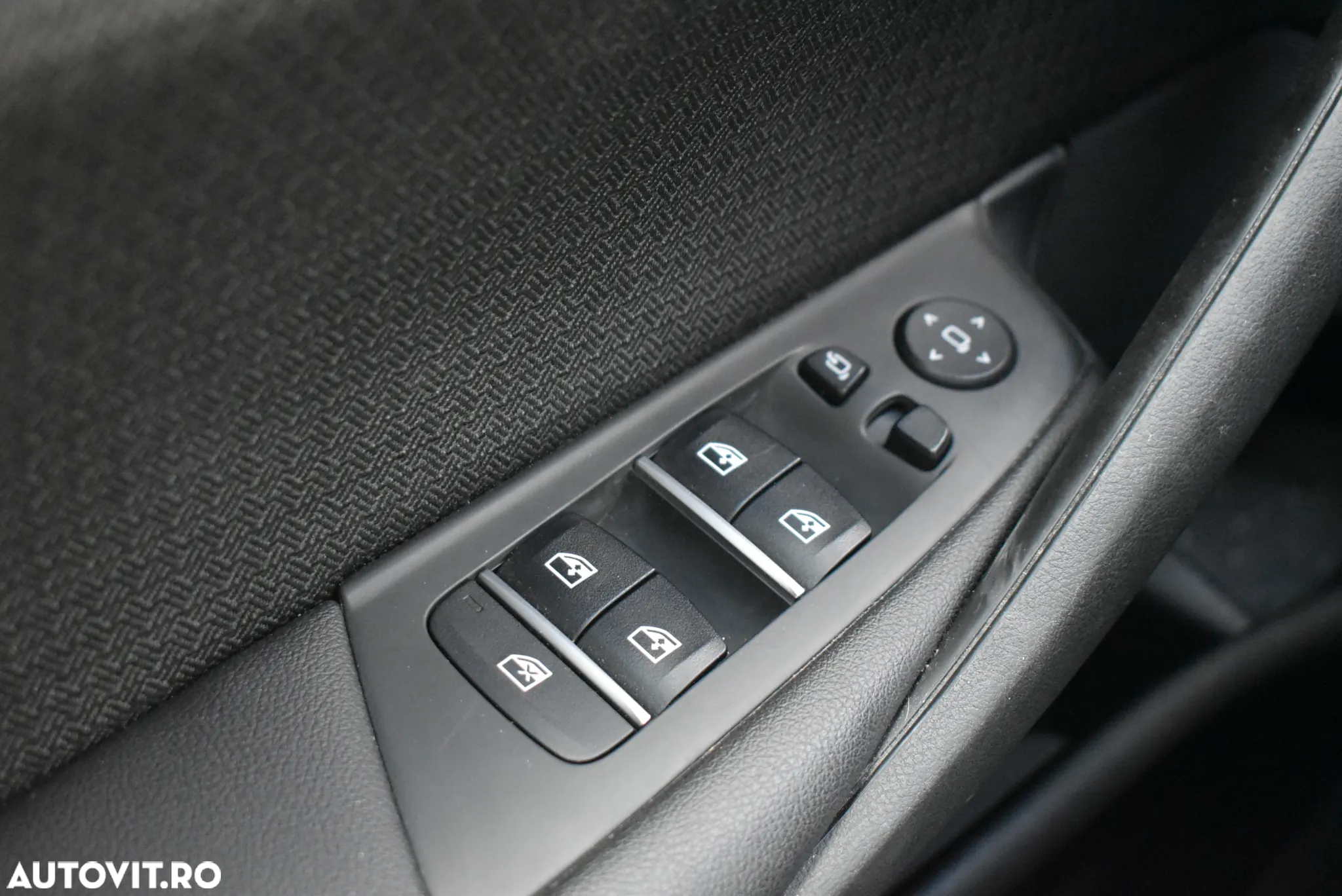 BMW Seria 5 520d AT MHEV - 10