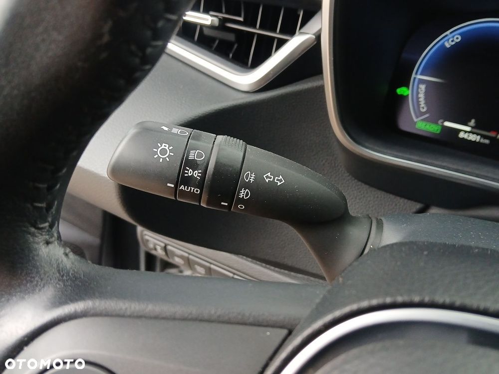 Toyota Corolla 1.8 Hybrid Comfort - 27