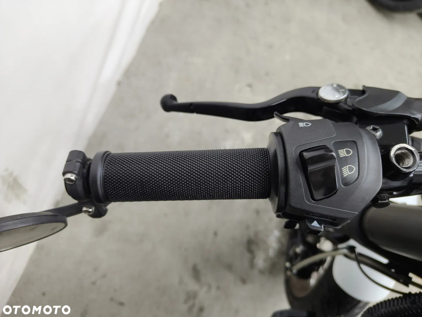 Husqvarna Vitpilen - 13