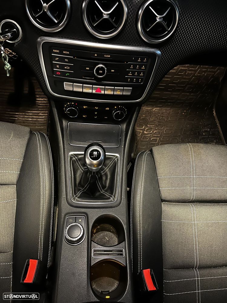 Mercedes-Benz A 160 d Urban - 14