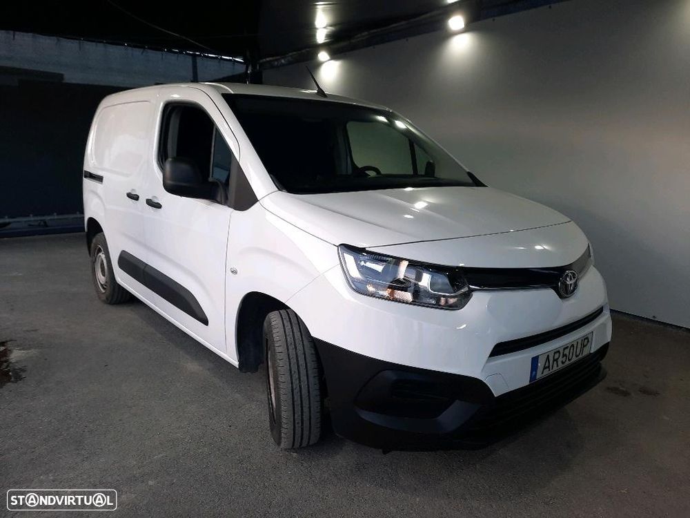 Toyota PROACE CITY 3 LUG. CX.6V. - 2