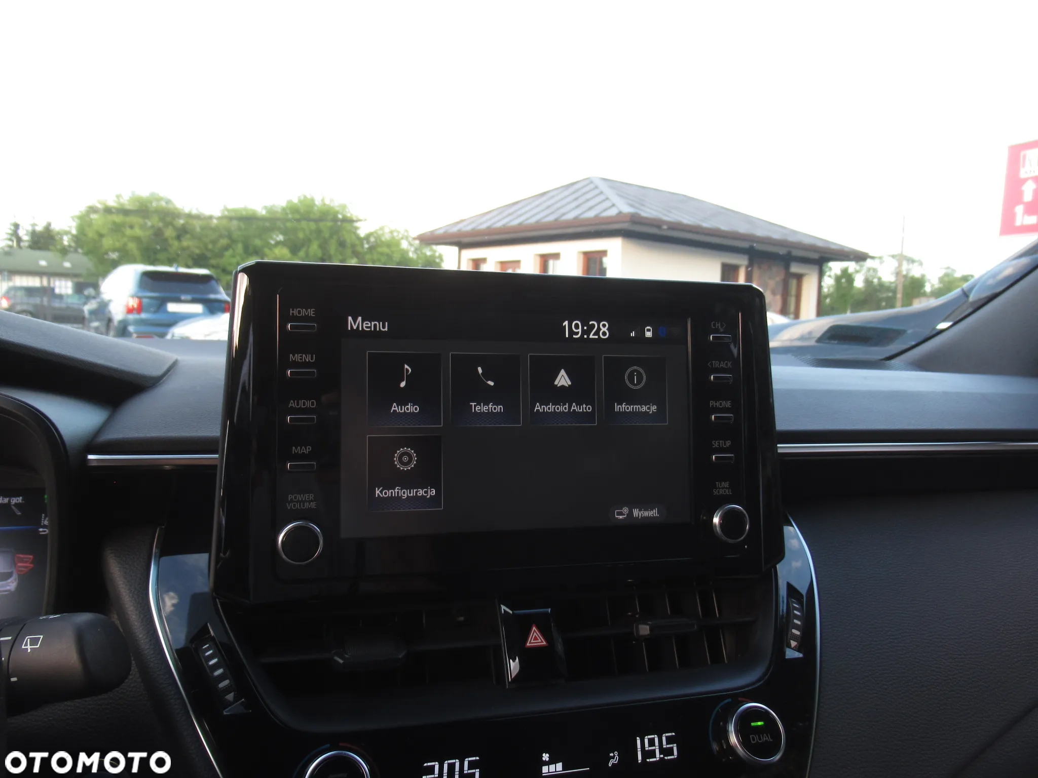 Toyota Corolla 1.8 Hybrid Active - 22