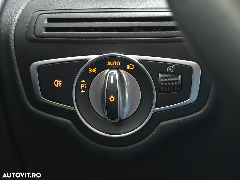 Mercedes-Benz GLC - 29