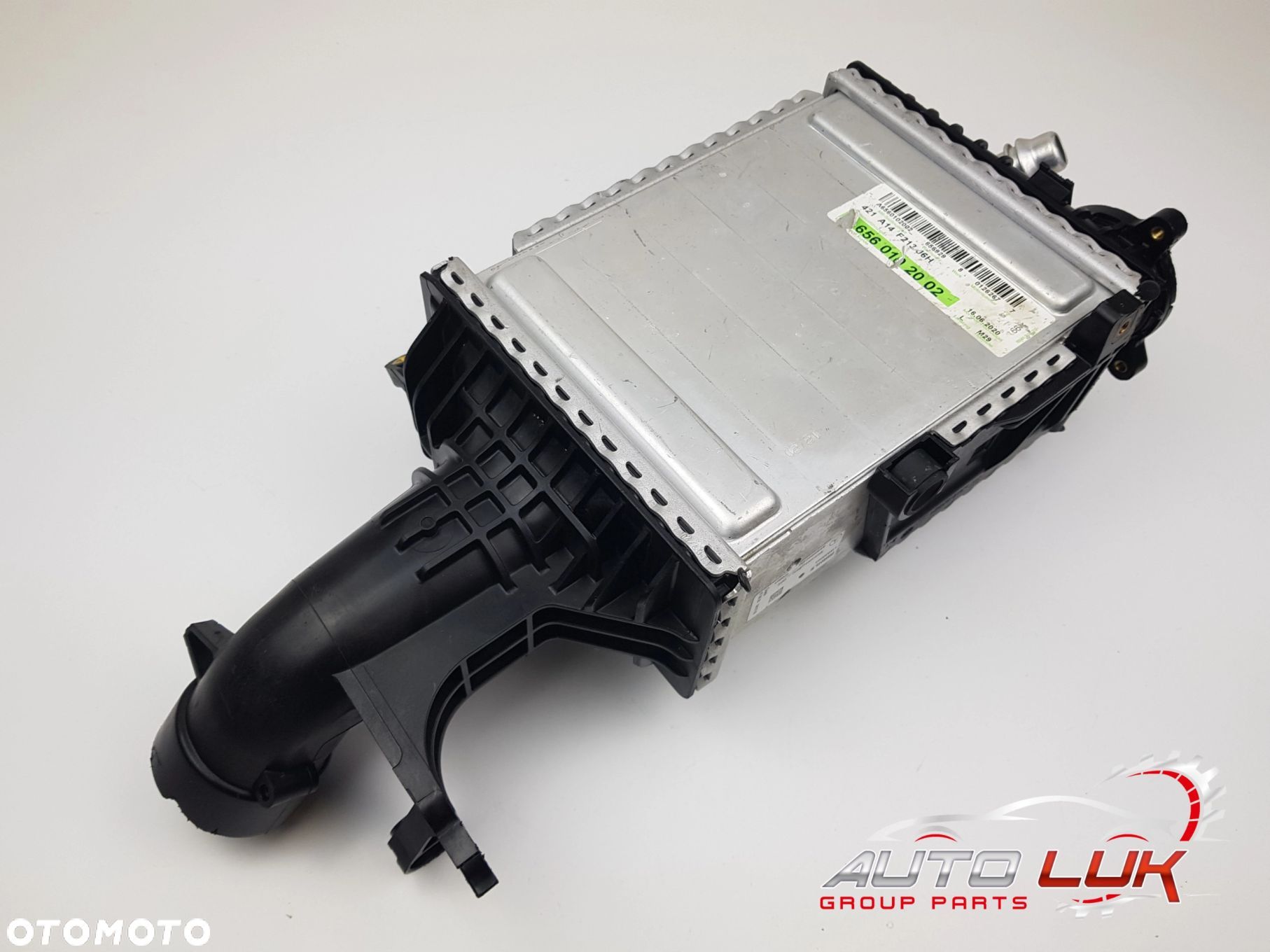 NOWA ORYGINALNA Chłodnica powietrza Intercooler Mercedes w213 w222 c253 - 1