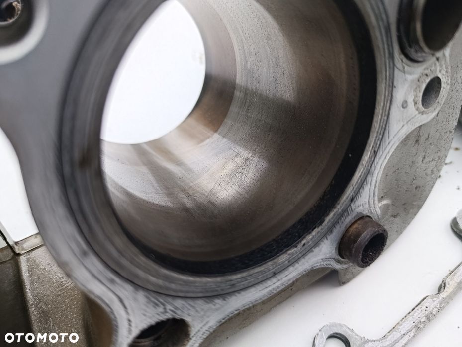 Cylinder Yamaha Virago 535 XV 2yl cylindry tłoki tłok silnika E1 - 2