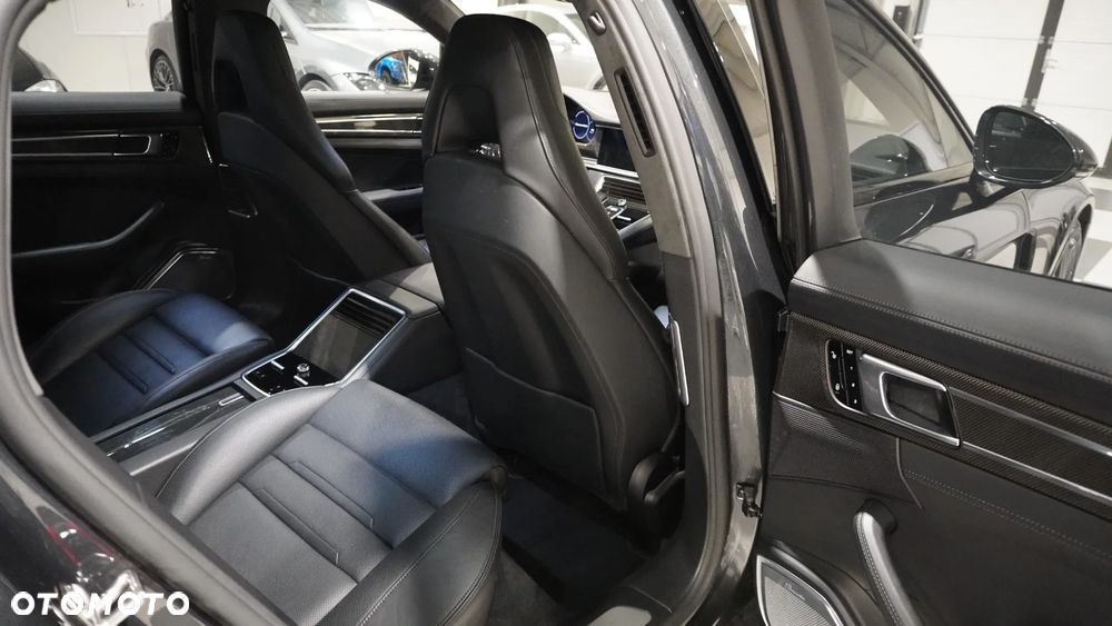 Porsche Panamera Turbo - 13