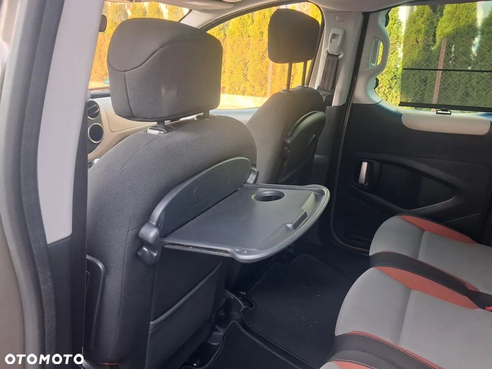 Peugeot Partner HDi FAP 115 Style - 25